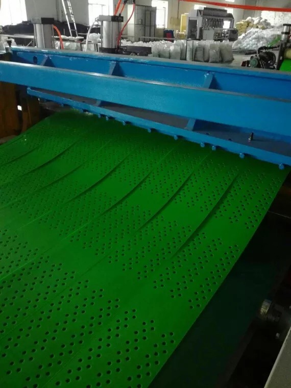 Einschneckenextrusionslinie für die HDPE-Geozellenproduktion