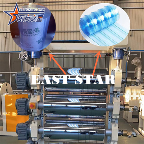 Weiche transparente PVC-Streifenvorhang-Türblatt-Vorhang-Rollenextrusions-Produktionslinie